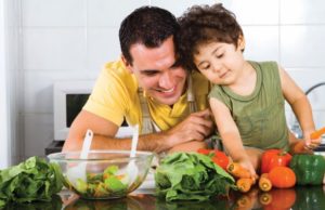 Develop proper eating habits in kids for optimal health